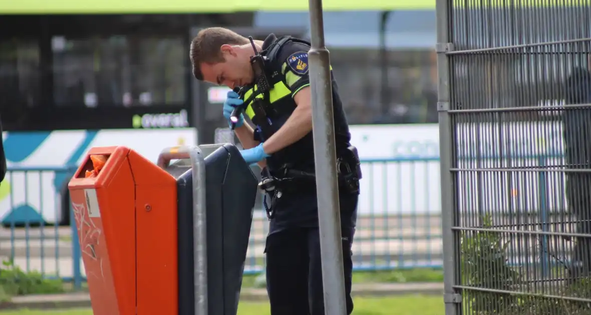 Man gewond geraakt bij steekpartij voor Hotel Wienerhof - Foto 4