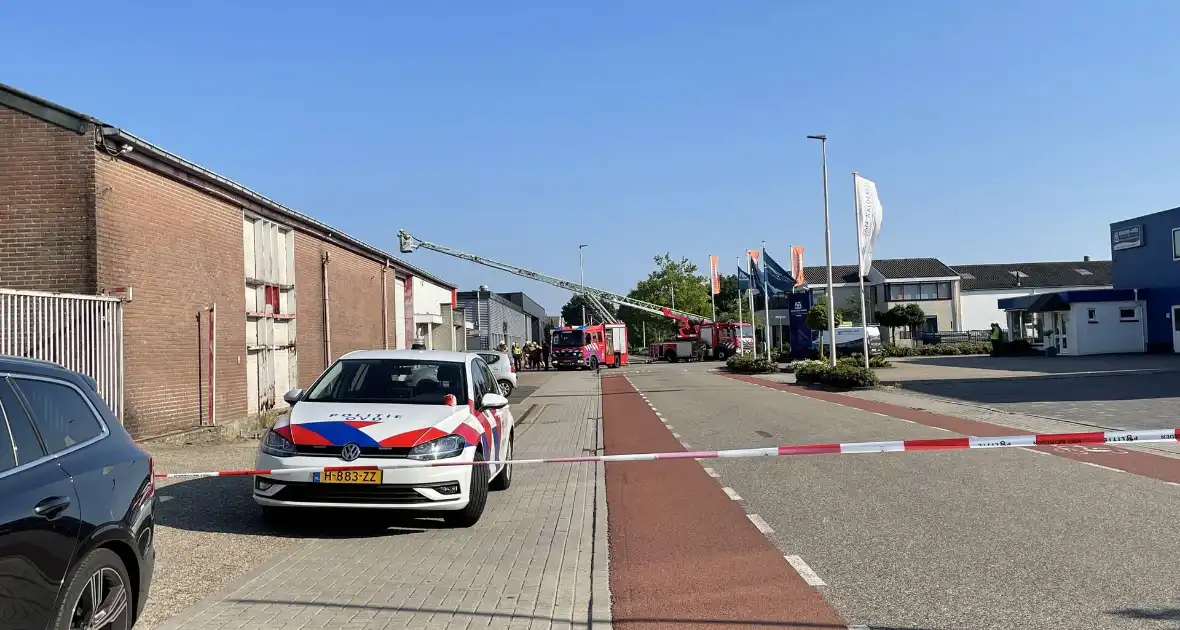 Brand in bedrijfspand metaalverwerker snel onder controle - Foto 2