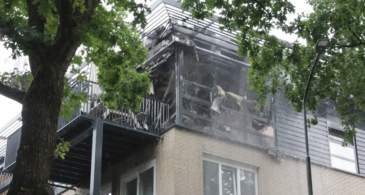 Enorme schade na brand in flatwoning - Foto 5