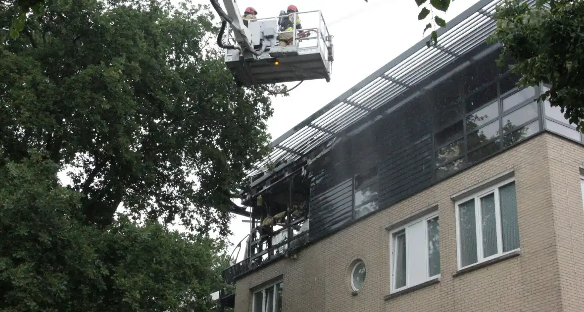 Enorme schade na brand in flatwoning - Foto 6