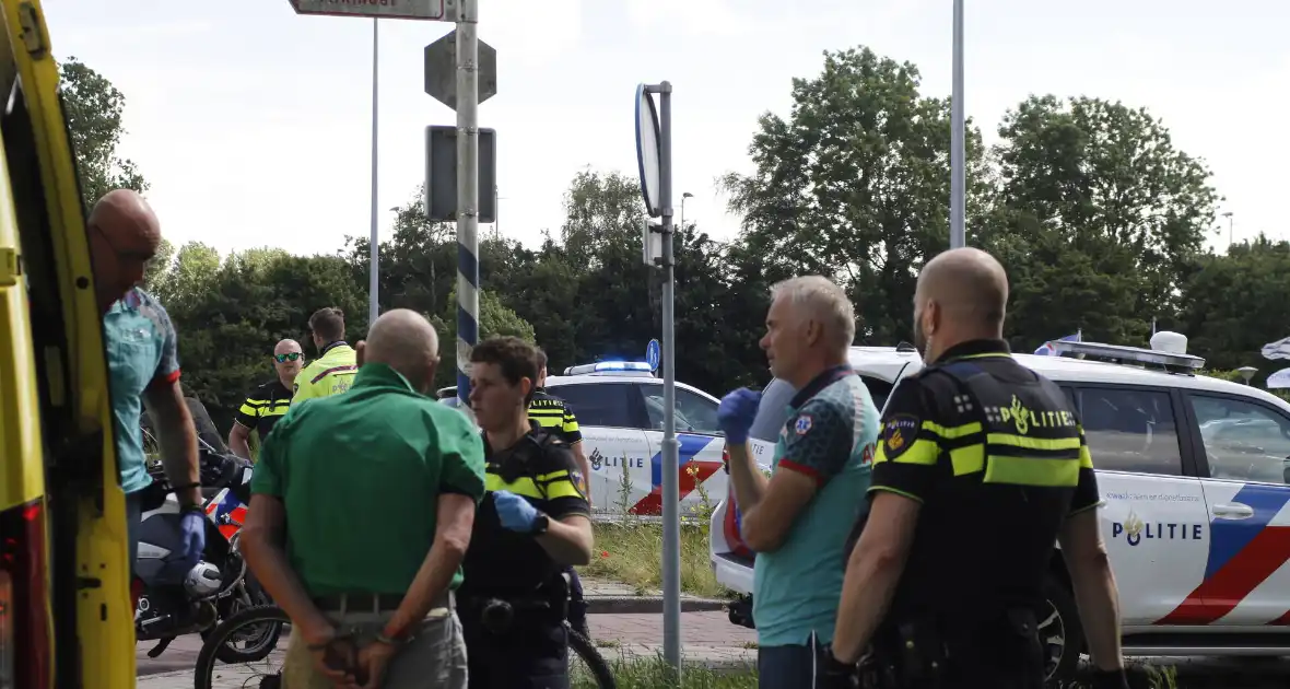 Agressieve man in de boeien na ongeval - Foto 1