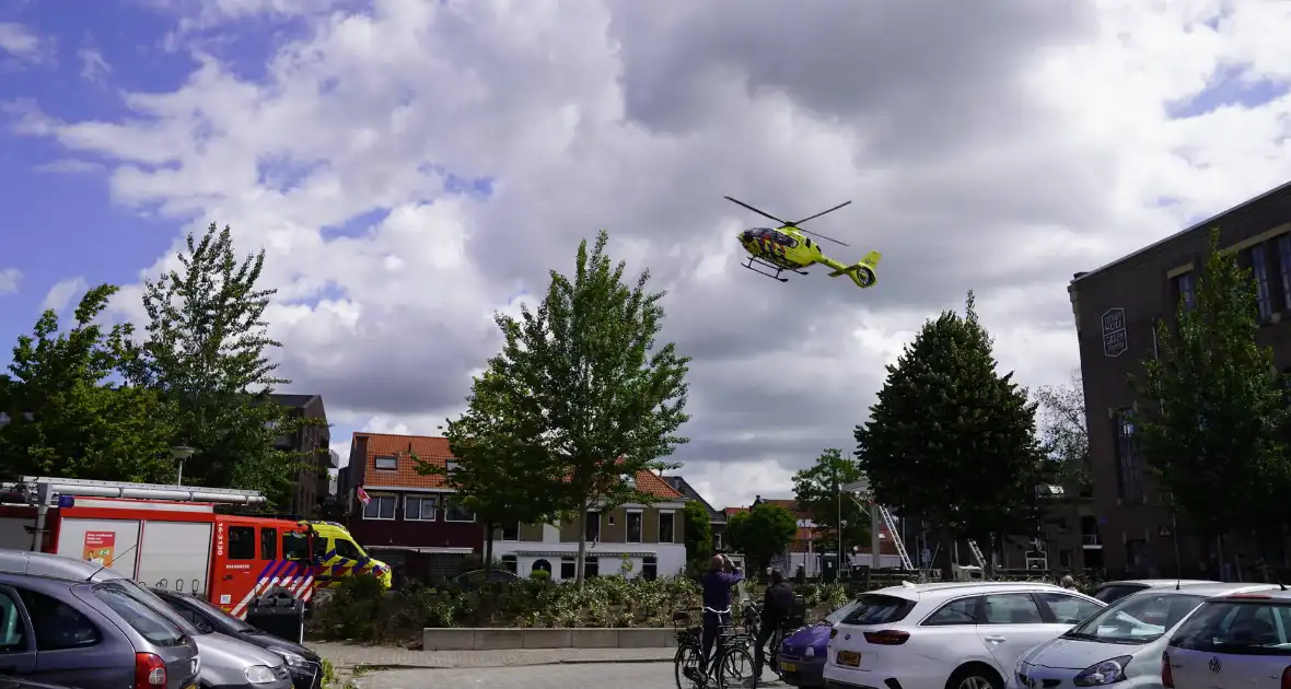 Traumahelikopter landt op De Korte Akkeren voor reanimatie - Foto 7