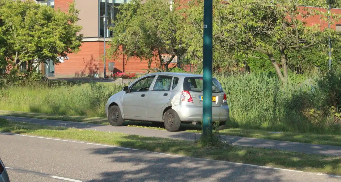 Ongeval tussen twee voertuigen - Foto 4