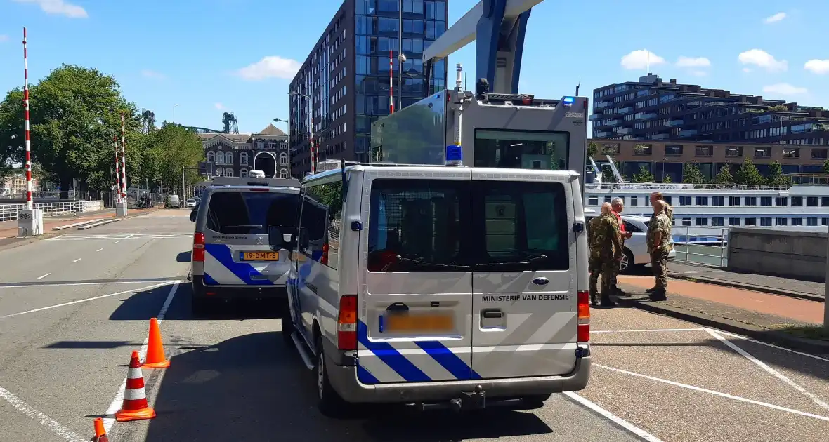 Spoorweghavenbrug afgezet vanwege inzet EOD