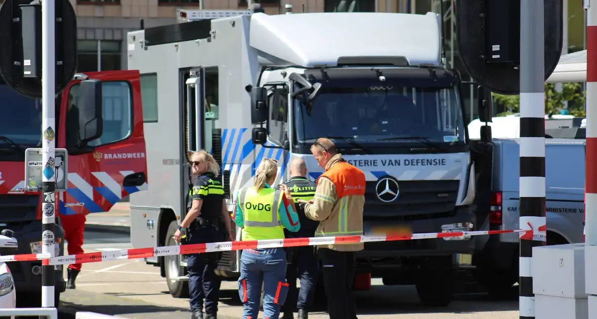 Spoorweghavenbrug afgezet vanwege inzet hulpdiensten - Foto 16