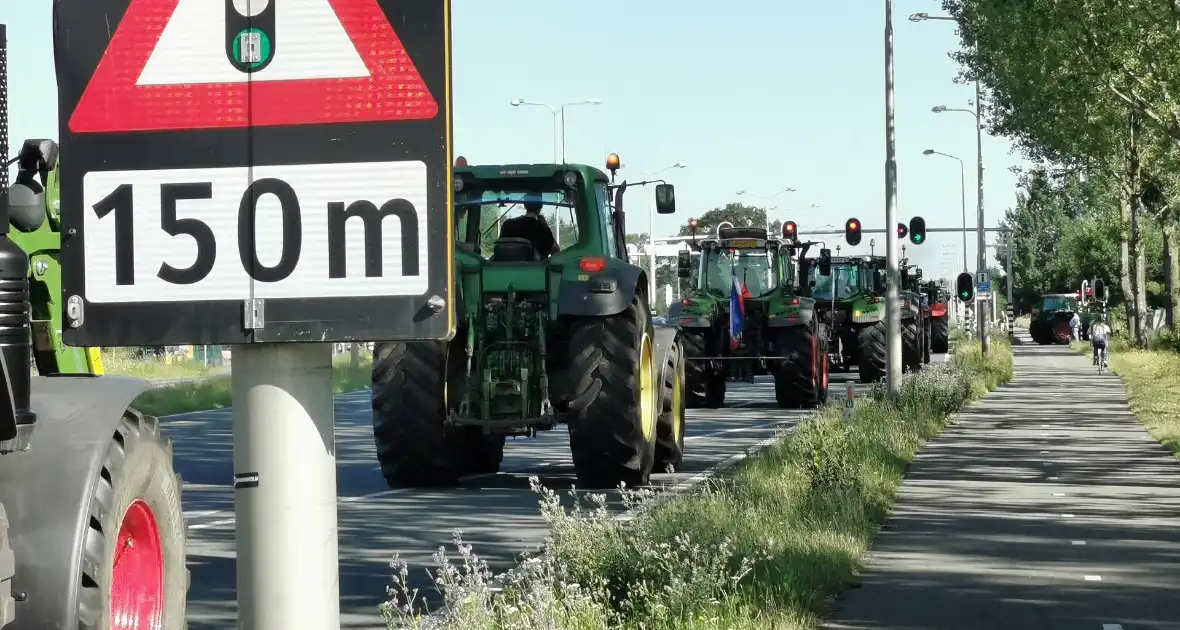 Boeren onderweg naar landelijke actie