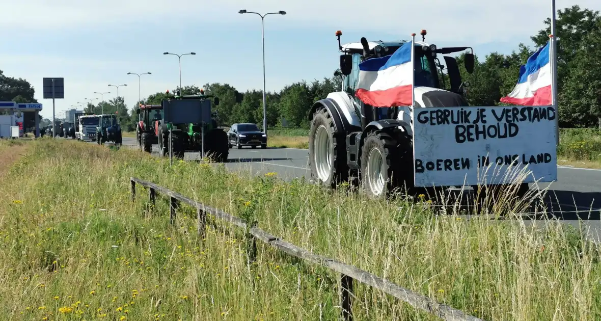 Boeren onderweg naar landelijke actie - Foto 6