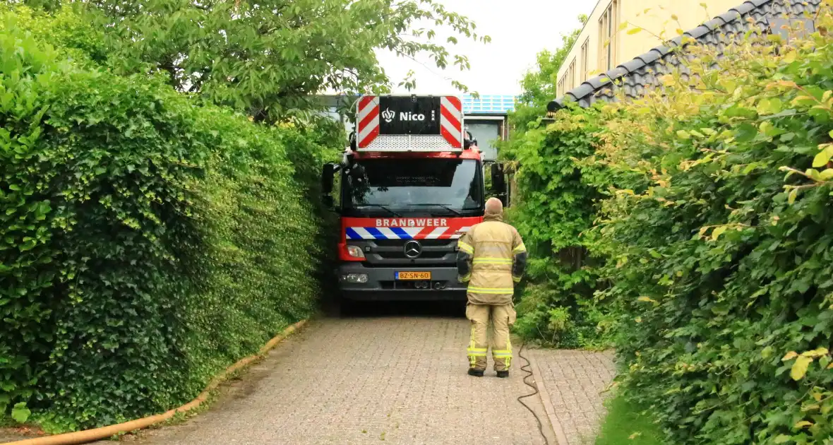 Brand op dak van woning - Foto 2