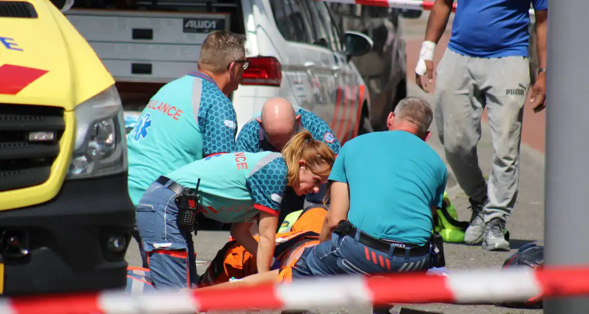 Motorrijder gewond na uitwijkmanoeuvre - Foto 1