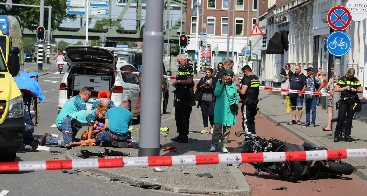 Motorrijder gewond na uitwijkmanoeuvre - Foto 2