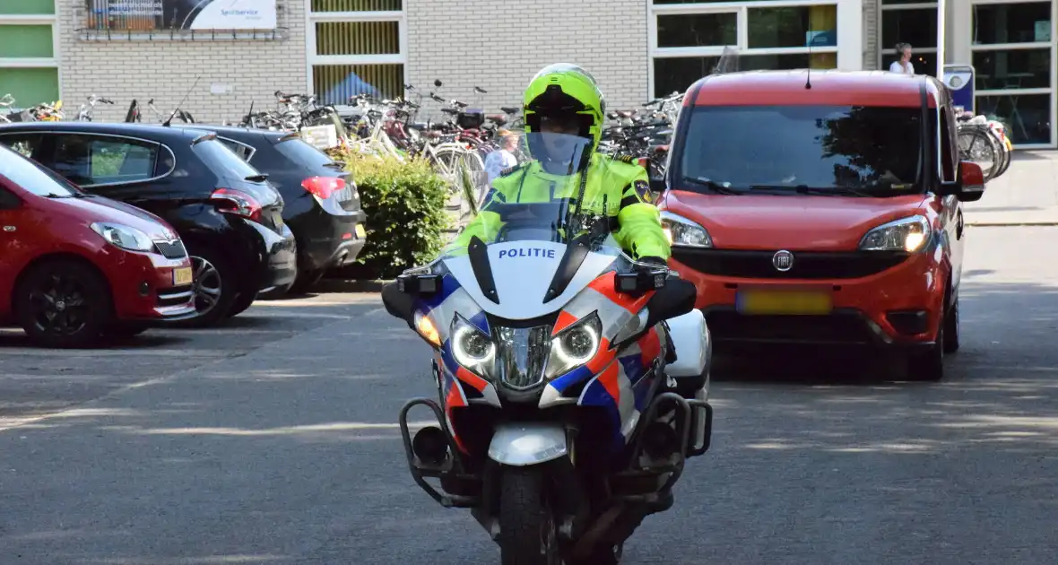 Politie treft inbrekerswerktuig aan bij grote controle - Foto 1