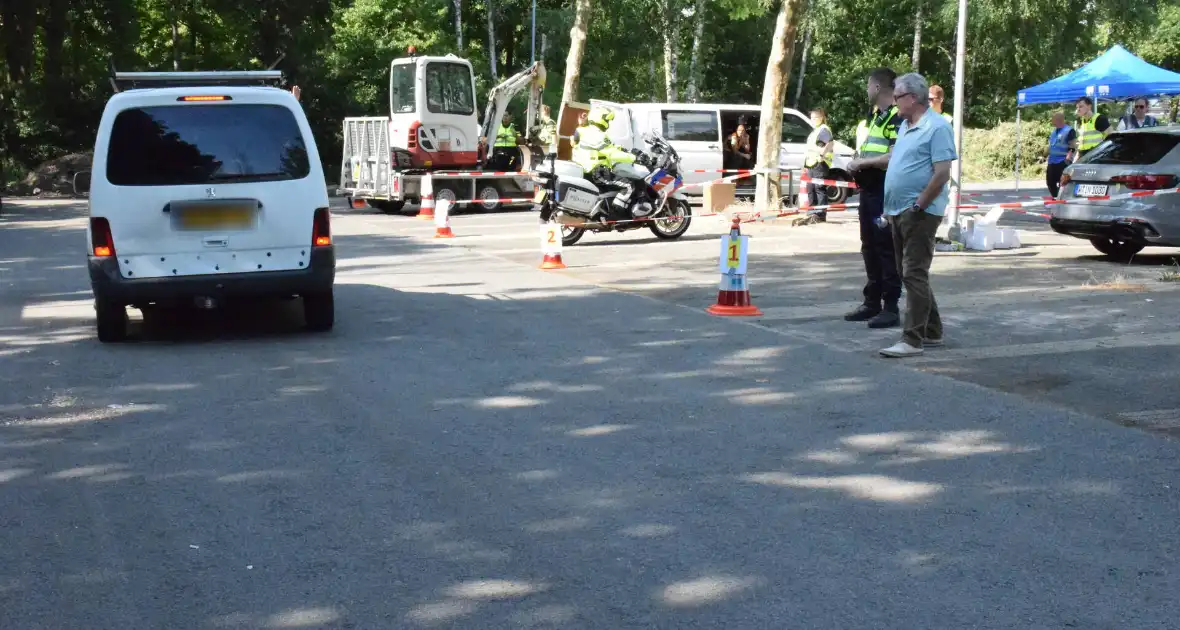 Politie treft inbrekerswerktuig aan bij grote controle - Foto 3