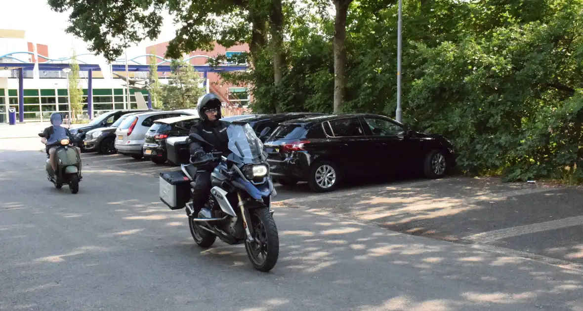 Politie treft inbrekerswerktuig aan bij grote controle - Foto 6