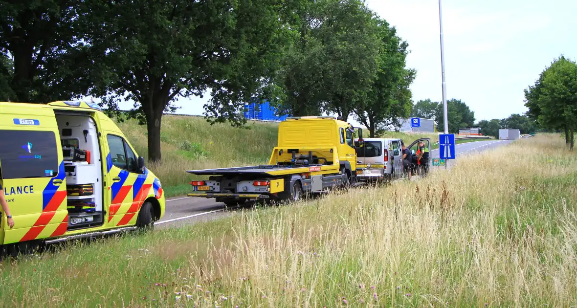 Kopstaart ongeval op toerit naar snelweg