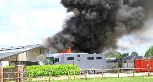 Ontploffingen bij brand in trailers